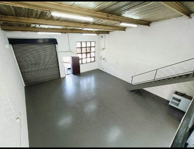 INDUSTRIAL PROPERTY TO RENT IN KAYA SAND