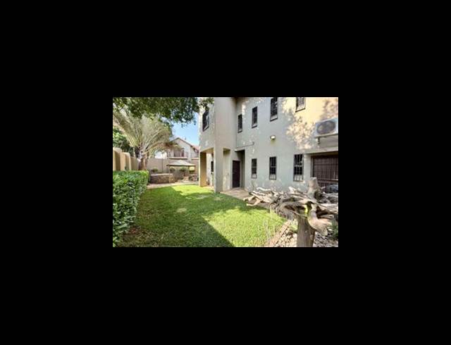 3 BEDROOM PROPERTY TO RENT IN MENLO PARK