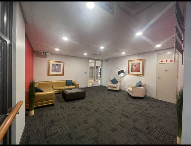215M² OFFICE TO LET IN MELROSE ARCH