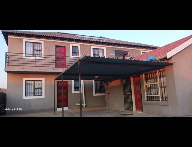 2 bed property to rent in DOBSONVILLE