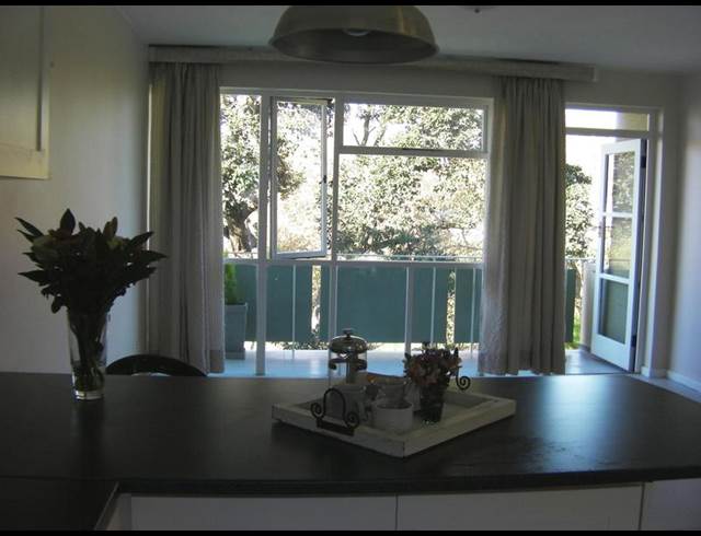 2 BEDROOM PROPERTY TO RENT IN ROSEBANK