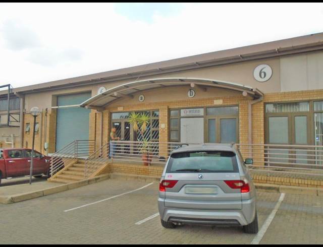 737M² WAREHOUSE TO LET IN MEADOWDALE