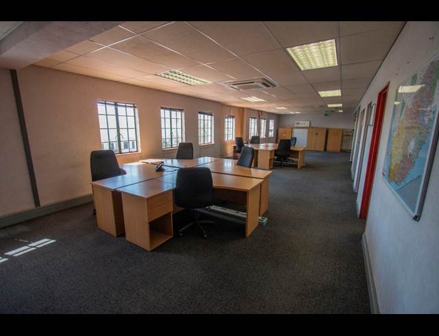 737M² STORAGE UNIT TO LET IN RANDJESPARK
