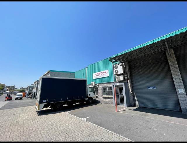 343M² WAREHOUSE TO LET IN PAROW EAST