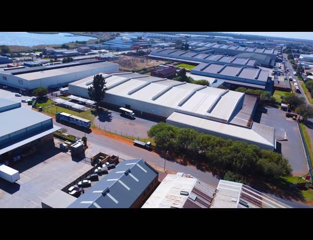 10,786M² WAREHOUSE TO LET IN JET PARK