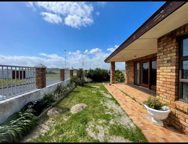 3 BEDROOM HOUSE RENTED IN STEENBERG