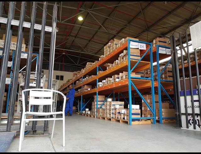2,446M² WAREHOUSE TO LET IN RANDJESPARK