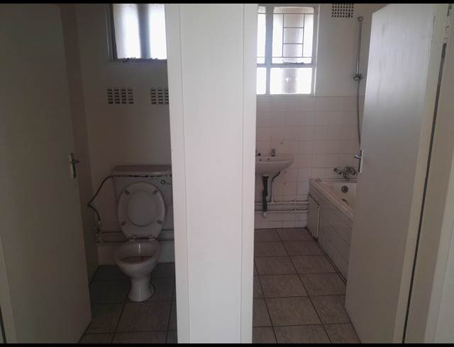 1 bed property to rent in LUIPAARDSVLEI 246 IQ