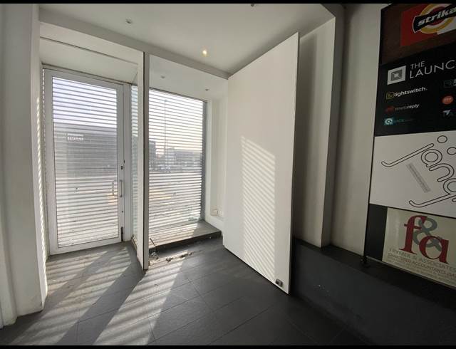 60M² RETAIL TO LET IN WOODSTOCK
