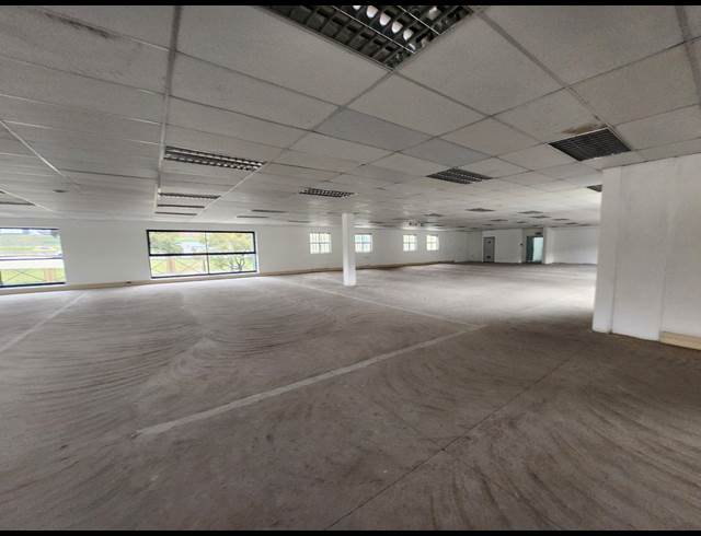 586M² OFFICE TO LET IN HALFWAY GARDENS