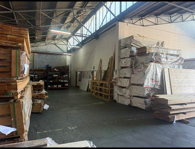 2,900M² WAREHOUSE TO LET IN EPPING INDUSTRIAL