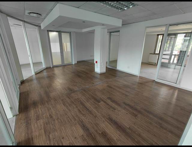 31M² OFFICE TO LET IN KYALAMI