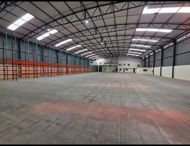 3,100M² WAREHOUSE TO LET IN MARCONI BEAM INDUSTRIA