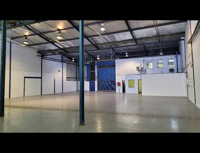 759M² WAREHOUSE TO LET IN BELLVILLE SOUTH