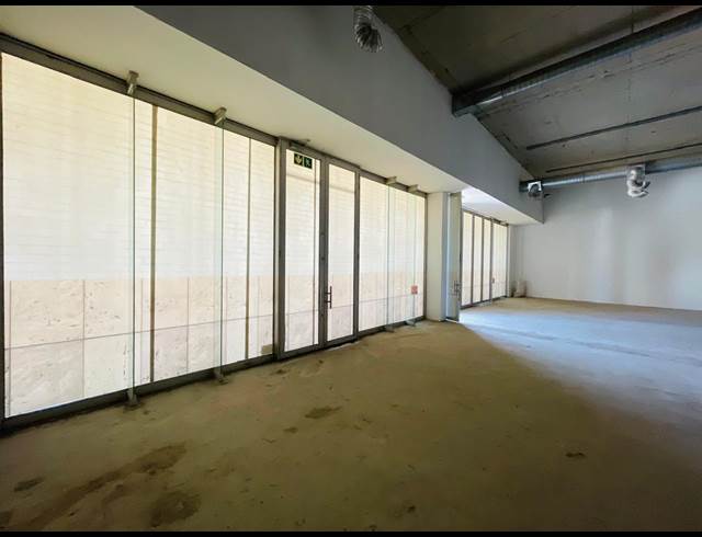 237M² RETAIL TO LET IN FOURWAYS