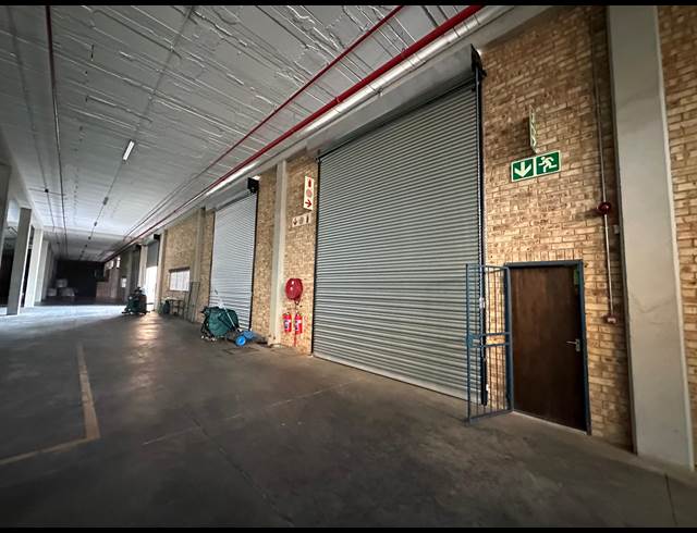4,824M² WAREHOUSE TO LET IN KYA SANDS