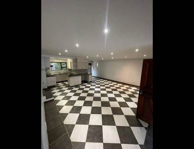 1 BEDROOM PROPERTY TO RENT IN MORELETAPARK