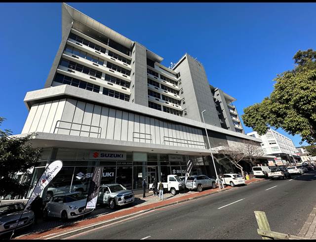 869M² OFFICE TO LET IN CAPE TOWN CITY CENTRE