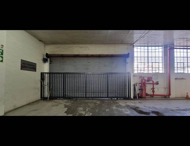 5,100M² WAREHOUSE TO LET IN LA ROCHELLE