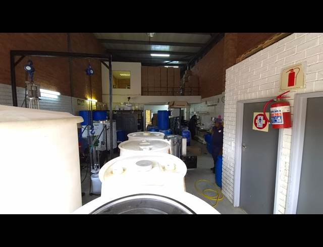 213M² WAREHOUSE TO LET IN HENNOPSPARK