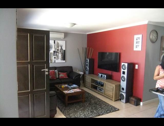 3 bed property to rent in BRACKENFELL SOUTH