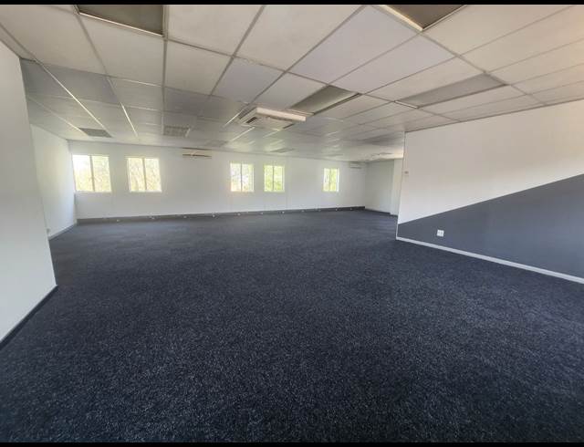 231M² OFFICE TO LET IN HALFWAY HOUSE
