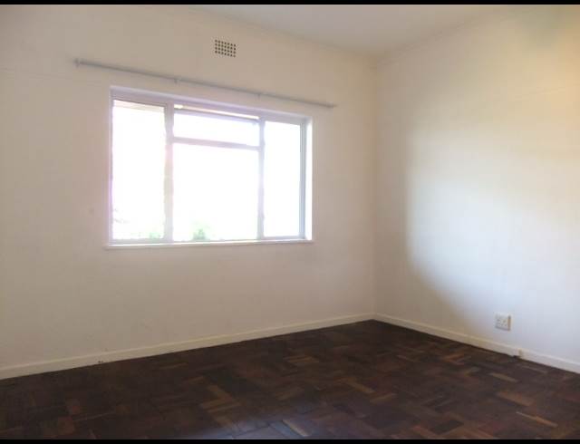 2 bed property to rent in CLAREMONT
