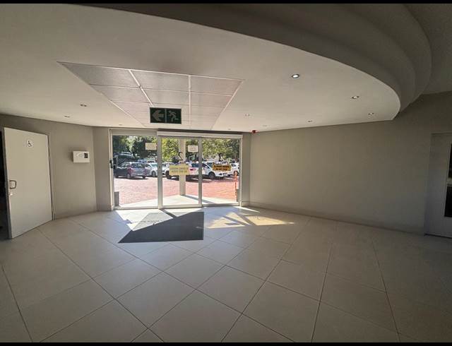 254M² OFFICE TO LET IN TYGER VALLEY