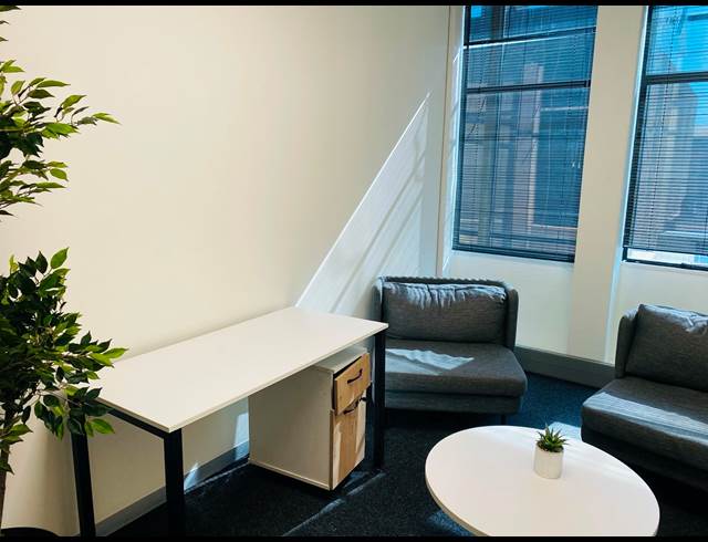1M² SERVICED OFFICE TO LET IN PRETORIA CENTRAL