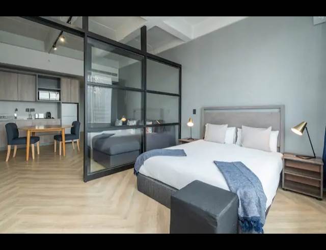 1 BEDROOM APARTMENT RENTED IN CAPE TOWN CITY CENTRE