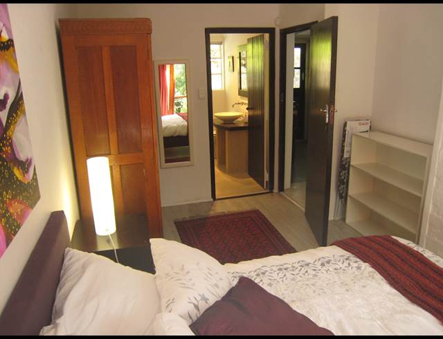 2 bed property to rent in HOUT BAY