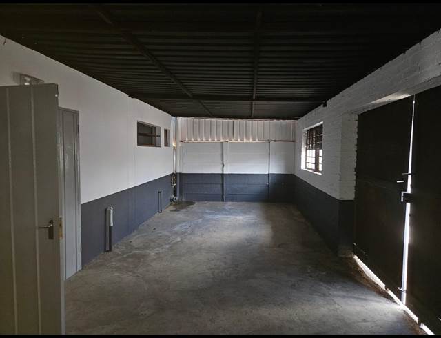 134M² WAREHOUSE TO LET IN STEELEDALE
