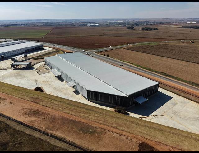 12,619M² WAREHOUSE TO LET IN WITFONTEIN