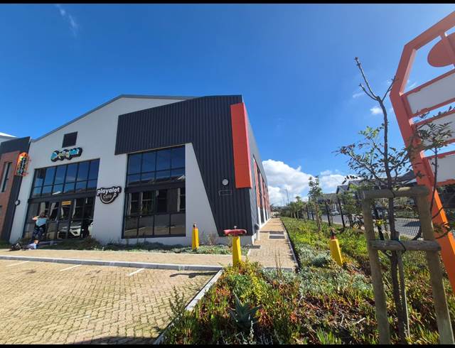 847M² WAREHOUSE TO LET IN STONEWOOD SECURITY ESTATE