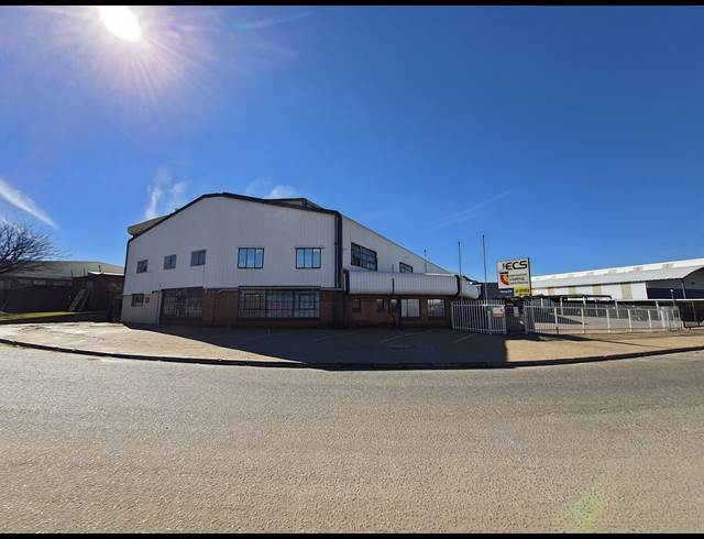 1,800M² WAREHOUSE RENTED IN CLEVELAND