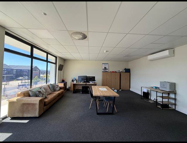 428M² WAREHOUSE TO LET IN KRAAIFONTEIN INDUSTRIA