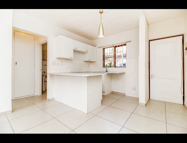 1 BEDROOM APARTMENT RENTED IN HURLINGHAM