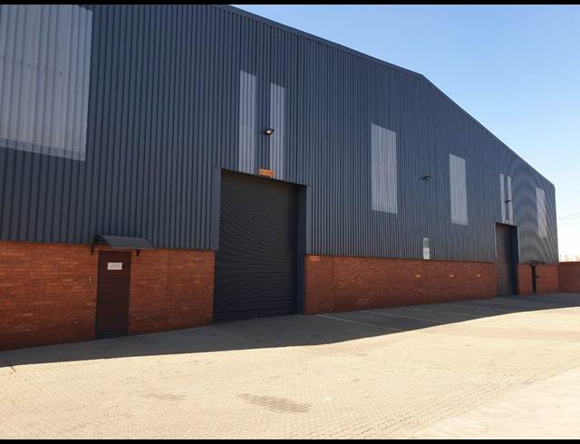 2,590M² WAREHOUSE TO LET IN WADEVILLE