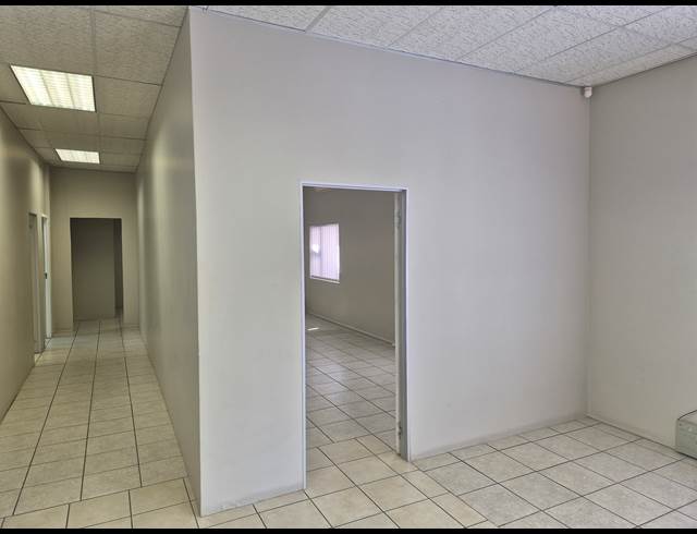 106M² OFFICE TO LET IN NELSPRUIT EXT 1