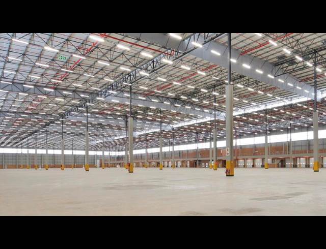 13,685M² WAREHOUSE TO LET IN CATO RIDGE