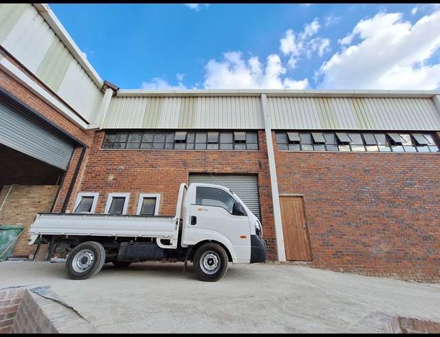 960M² FACTORY TO LET IN KYA SANDS