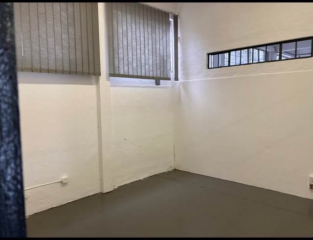400M² WAREHOUSE TO LET IN WESTMEAD