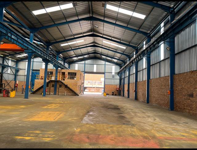 1,500M² WAREHOUSE TO LET IN GERMISTON SOUTH