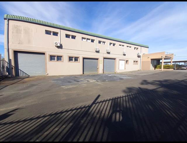 600M² WAREHOUSE RENTED IN GONUBIE