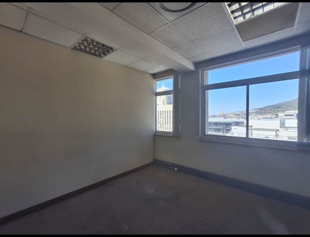 222M² OFFICE TO LET IN CAPE TOWN CITY CENTRE