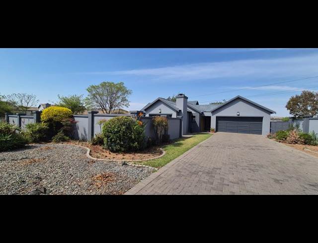 3 BEDROOM PROPERTY TO RENT IN MIDSTREAM ESTATE