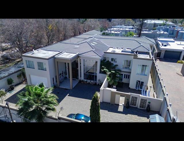 7 BEDROOM PROPERTY TO RENT IN HOUGHTON ESTATE