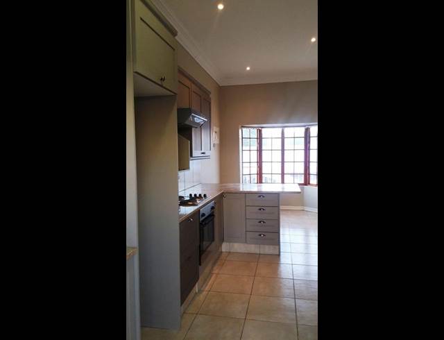 2 BEDROOM PROPERTY TO RENT IN DIE BULT