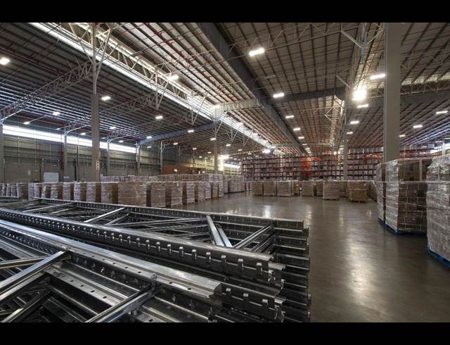 22,095M² WAREHOUSE TO LET IN WITFONTEIN