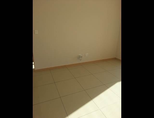 2 bed property to rent in BROADACRES AH